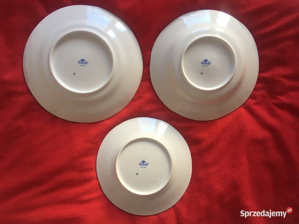 Porcelana Chodzież zestaw 12 osób 44 elementy Kołobrzeg sprzedam