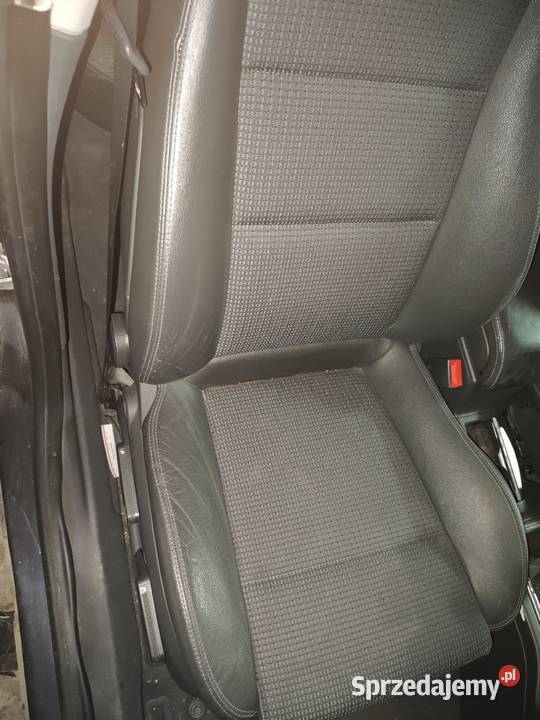 Fotele Vectra c kombi Oświęcim