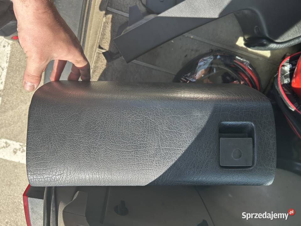 Schowek pasażera w miejscu poduszki pasażera Gdańsk