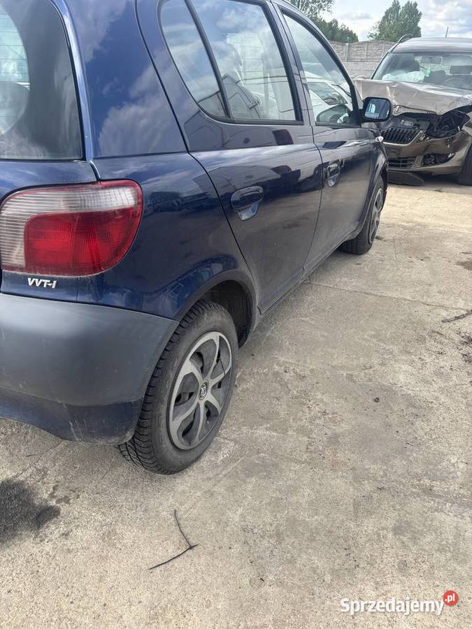 Toyota Yaris powypadkowa klima wspomaganie Rok produkcji 2001 Yaris podlaskie Dąbrowa Białostocka