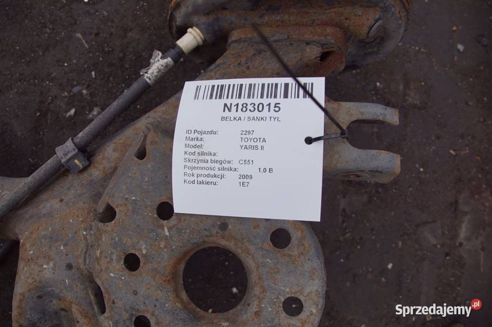 BELKA SANKI TYŁ TOYOTA YARIS II BĘBNY