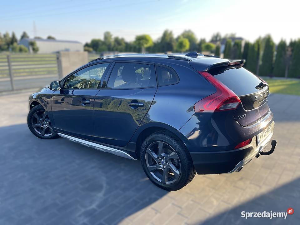 VOLVO V40 Cross Country 20 Diesel 150 5 150KM Motoryzacja