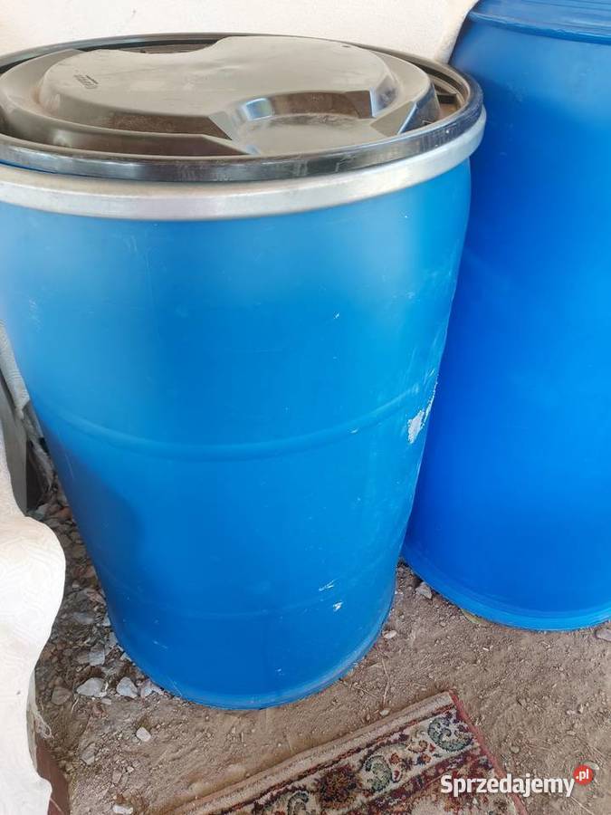 Beczka duza wodzie Miłoszyce