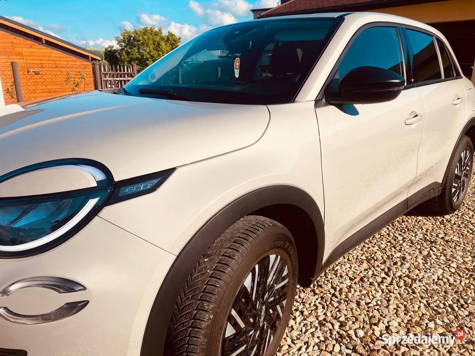 Fiat 600 24 listopad hybryda 12 100 poduszka powietrzna Mikołów