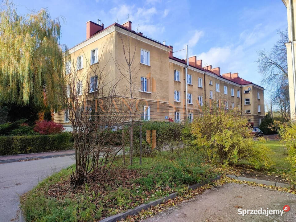 Sulejówek 3 pokoje 79 m do remontu oddzielna kuchnia