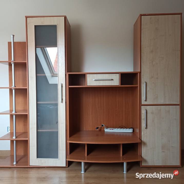 Meblościanka 230 z szybą mleczną 3 elementy Meblościanki Gostyń sprzedam