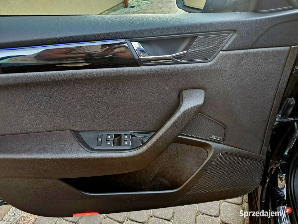 koda Superb LaurinKlement Serwis Bazwypadek isofix Zagnańsk