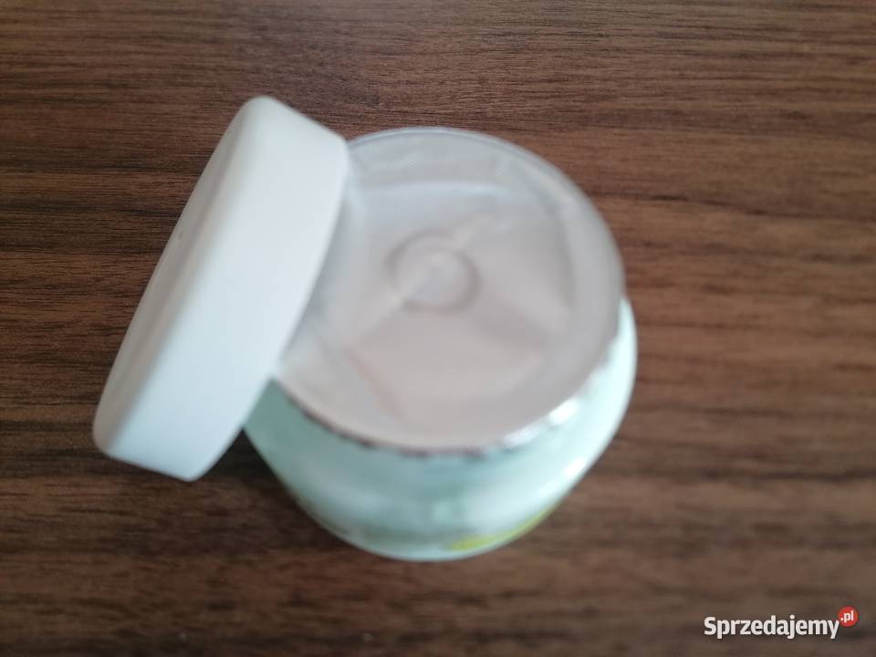 ORIFLAME Matujący balsam Love Nature z drzewem Łódź