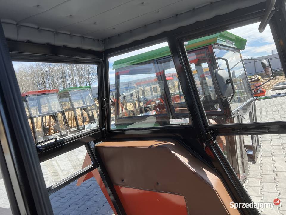 Kabina ciągnikowa kabina Ursus C330 C360 MF235 Ostrołęka
