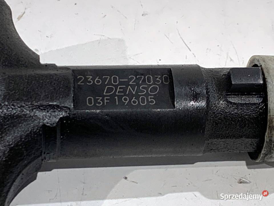 WTRYSKIWACZ TOYOTA RAV 4 II 2367027030 20 116