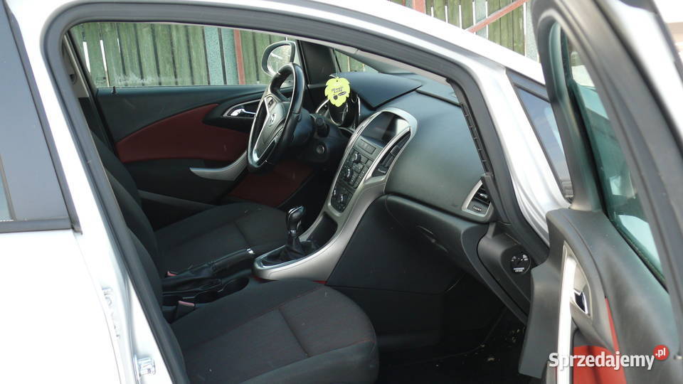 OPEL ASTRA J 16 benzyna 2011r 276102km