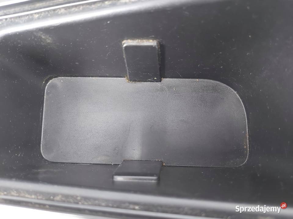 HYUNDAI i40 BLUE 13r schowek środkowy tunelu osobowe Kielce