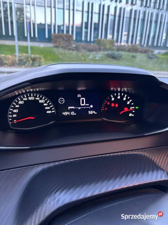 Peugeot 208 2023 12 benzyna