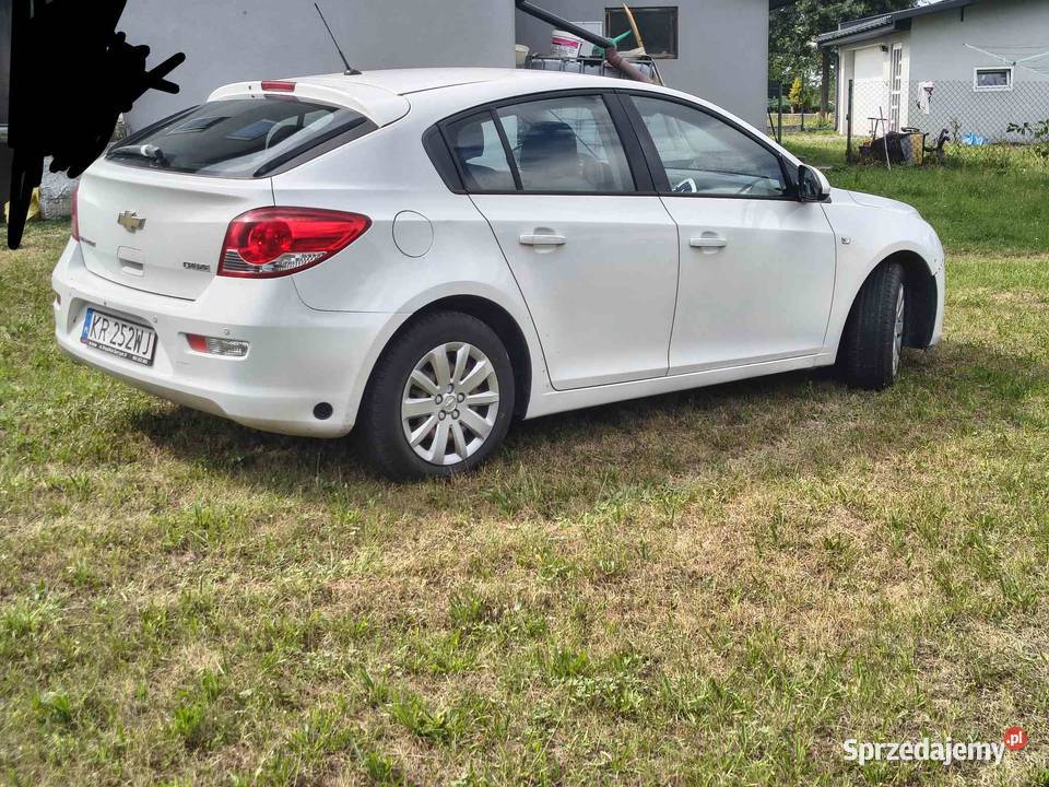 Chevrolet Cruze 18 LPG nowe opony zimowe i Zbrza sprzedam