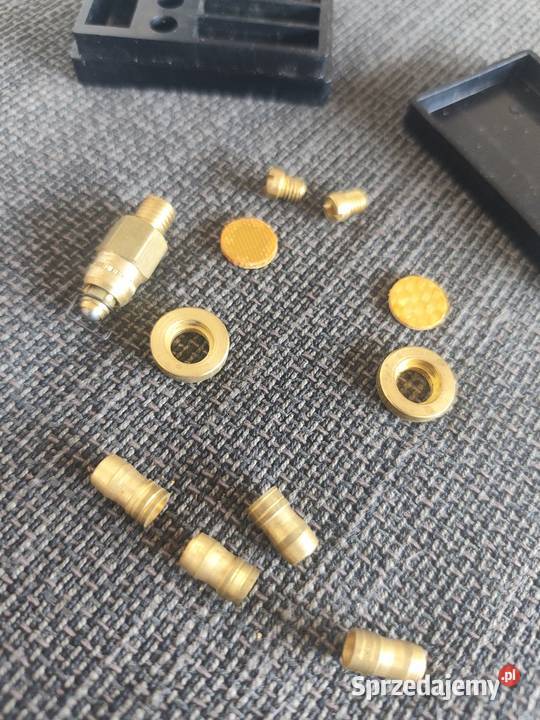 Paliwowy zestaw naprawczy FSO Polonez Katowice