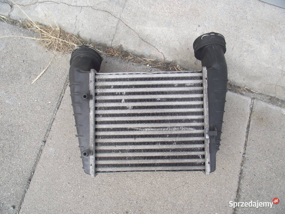 Vw Passat B5 Fl Chłodnica powietrza Intercooler Rok produkcji 2002 Wrocław sprzedam