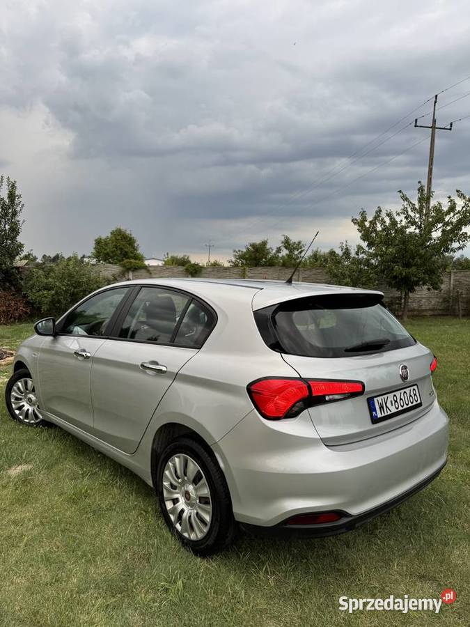 Fiat Tipo Easy 14 95 Benzyna Hatchback stan Hatchback
