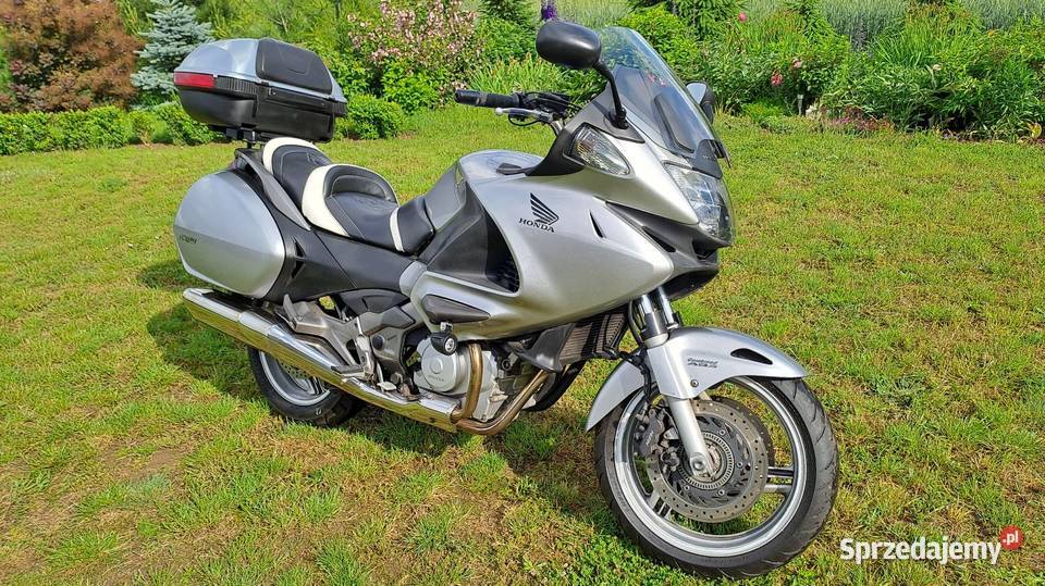 Honda ntv700 dobrze utrzymana Tykocin