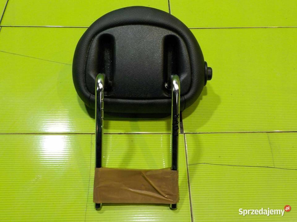 MERCEDES CLC CL203 09r zaglowek lewy tyl Suków