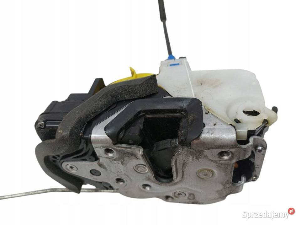 ZAMEK DRZWI LEWY PRZÓD EU 13579522 Opel Astra IV