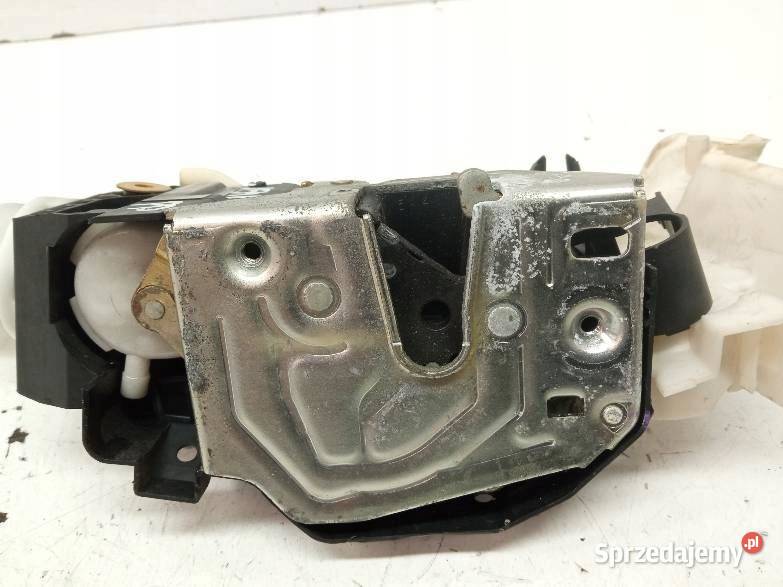 ZAMEK DRZWI PRAWY PRZÓD 2207208035 MercedesBenz sprzedam