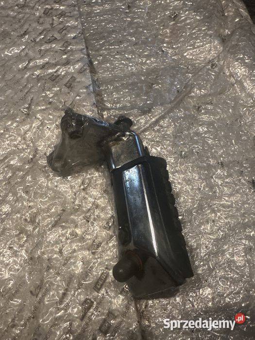 Podnóżek Mocowanie Honda VT 500 M371 Poznań sprzedam