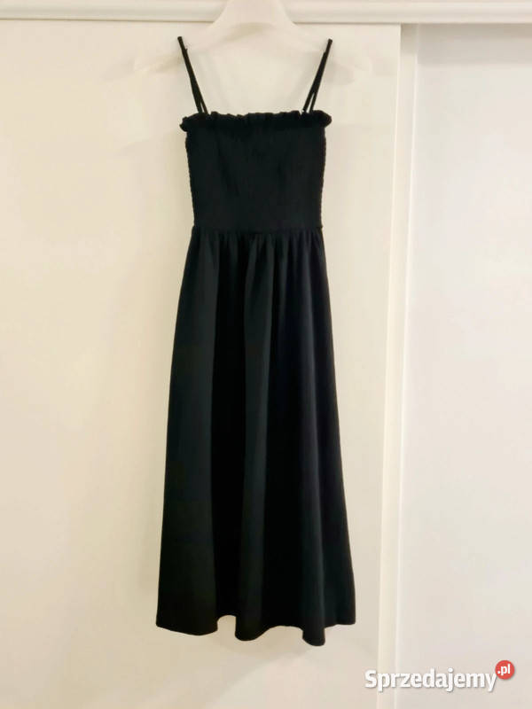 Czarna sukienka HM H&M Warszawa
