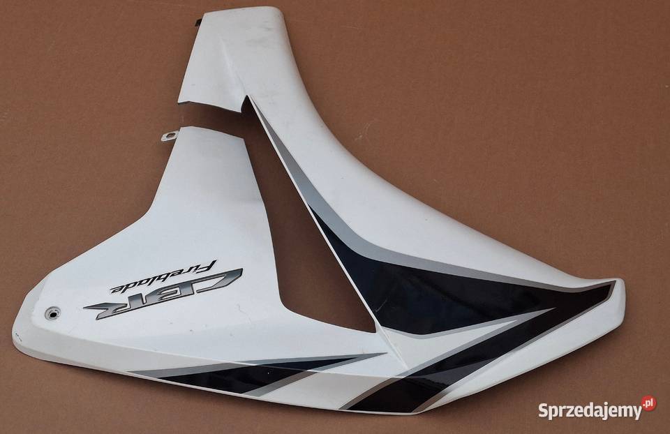 HONDA CBR 1000 RR CBR1000RR BOCZEK LEWY OWIEWKA Bieleń