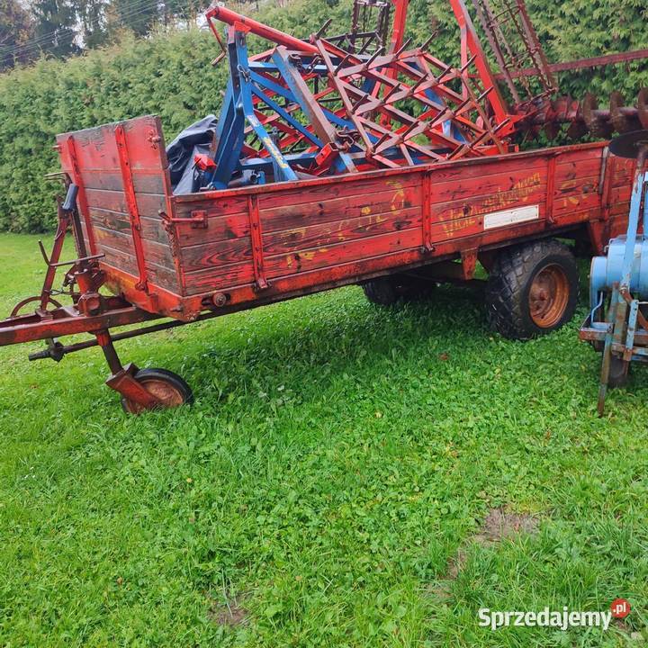 Rozrzutnik obornika 3 tony do c330 mf Strauttman Rozrzutniki obornika małopolskie Ropa