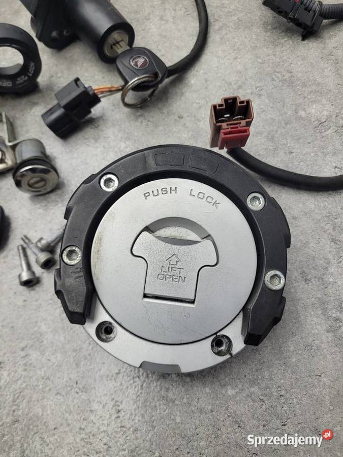 HONDA VFR 1200 F 1200F MODUŁ KOMPUTER KLUCZYK