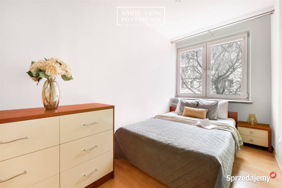 sprzedaży mieszkania 348m2 2pok Warszawa Piętro 1