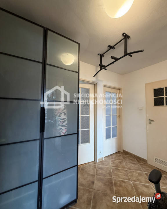 Mieszkanie 716m2 3 pokoje Gdynia Paprykowa sprzedam