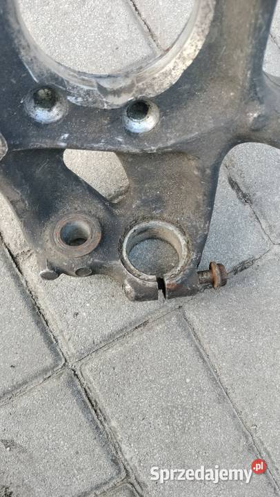 Zwrotnica lewa przednia Audi a4 B8 osobowe Motoryzacja Tomaszów Lubelski