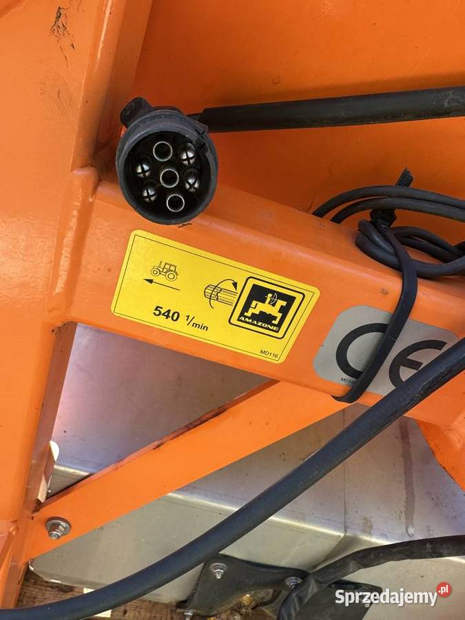 Amazone ES 750 posypywarka piaskarko solarka Milicz