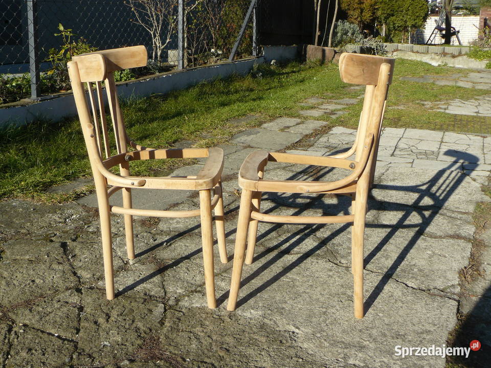 Stare krzesła gięte