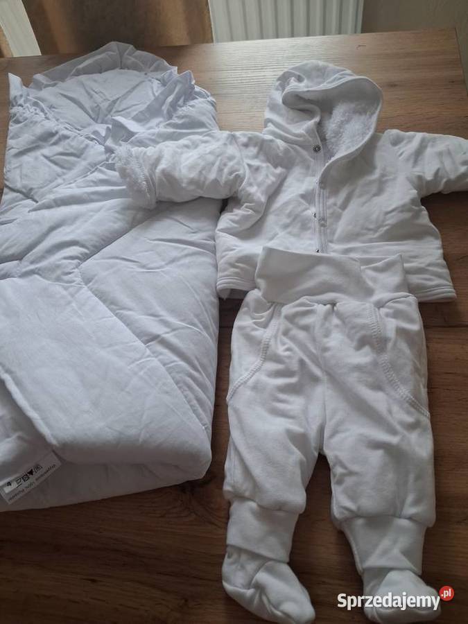 Sprzedam komplet do chrztu Ostrów Wielkopolski