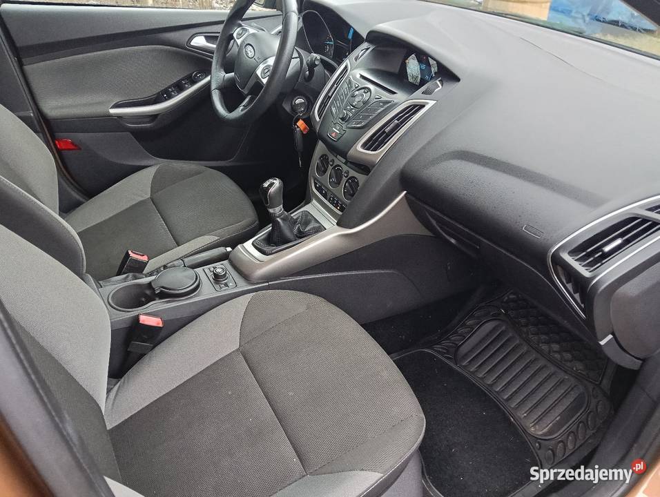 Ford Focus benzyna z Niemiec Nowy rozrząd gniazdo AUX Focus Sieroszewice