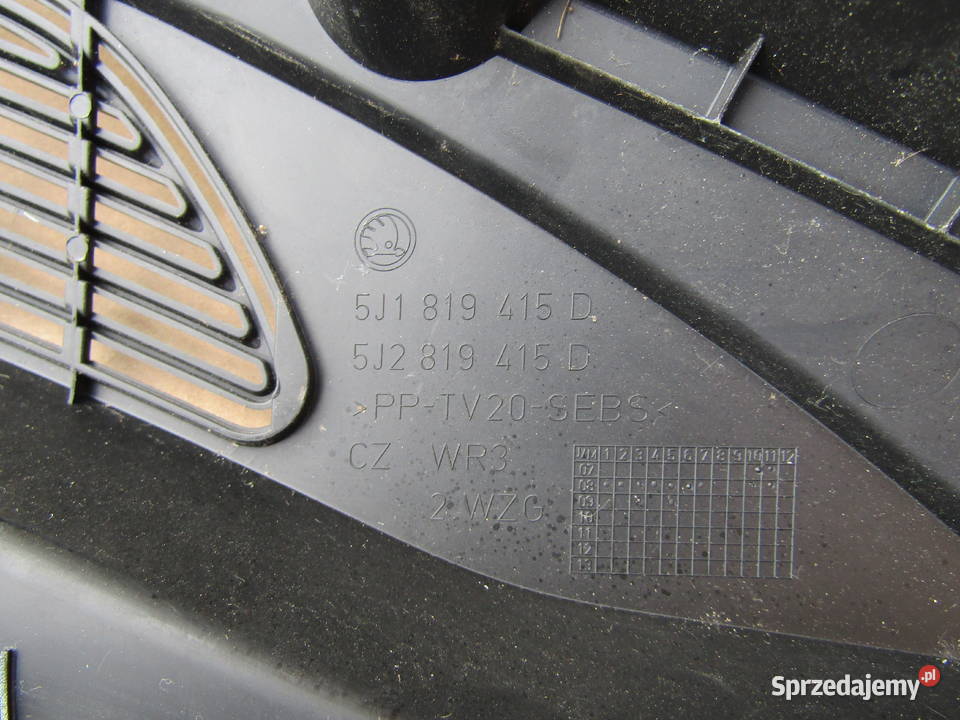 PODSZYBIE SKODA FABIA II ROOMSTER 5J1819415D Rok produkcji 2009 Mysłaków