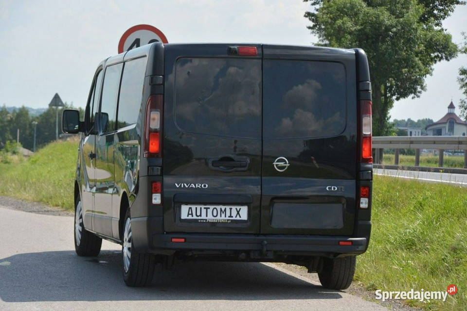 Opel Vivaro 16DCI doinwestowany nawi bryagdówka możliwa zamiana
