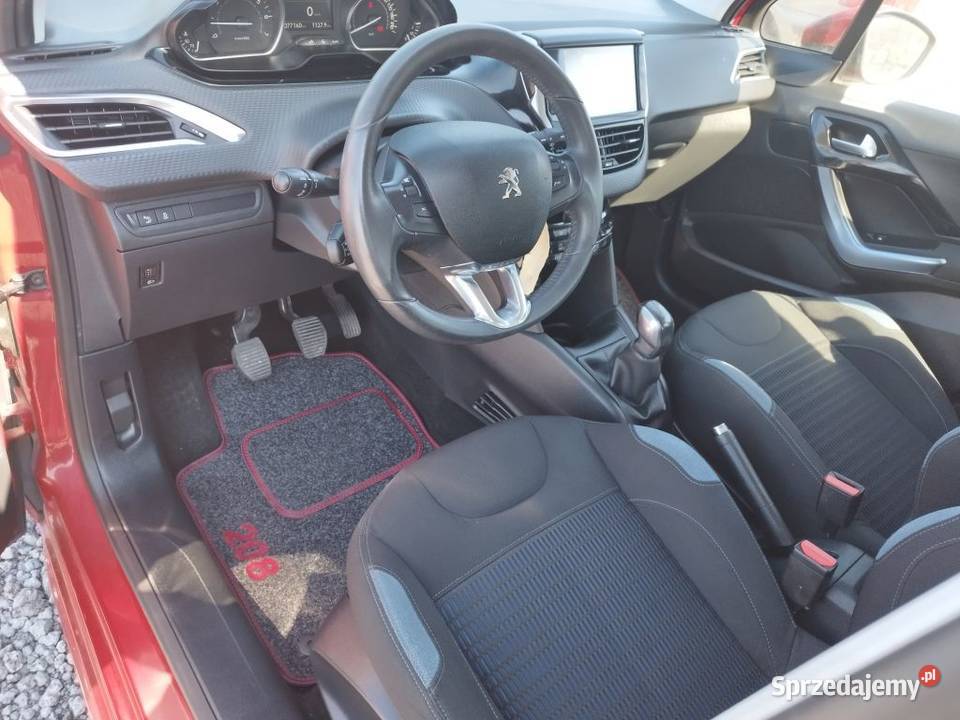 Peugeot 208 12 vvti 82 stan niski przebieg sprowadzony 208 śląskie Częstochowa
