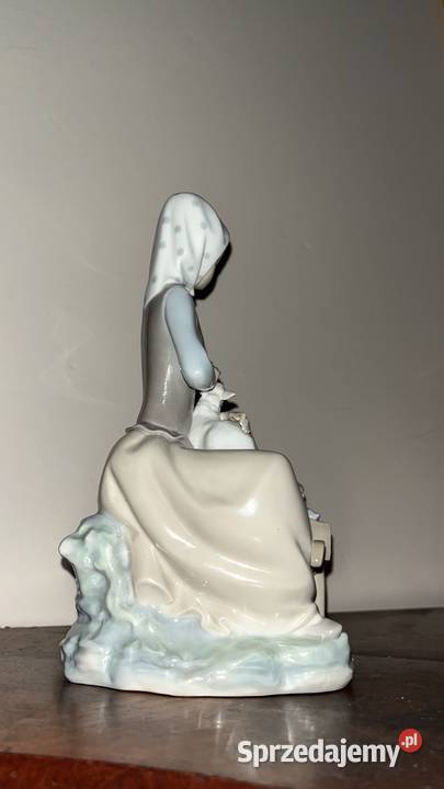 Figurka Dziewczyny z owieczką i taczką pełną Gdańsk sprzedam