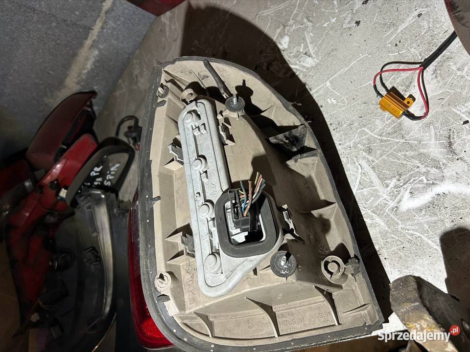 Lampa prawy lewy tył Opel zafira A lift Kęty