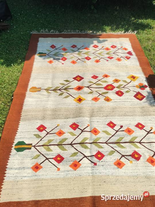 Kilim na ścianęCepelia