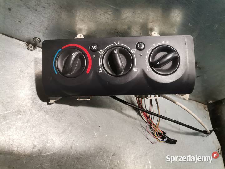 RENAULT CLIO II 2 PANEL NAWIEWU KLIMATYZACJI Nowy Sącz sprzedam