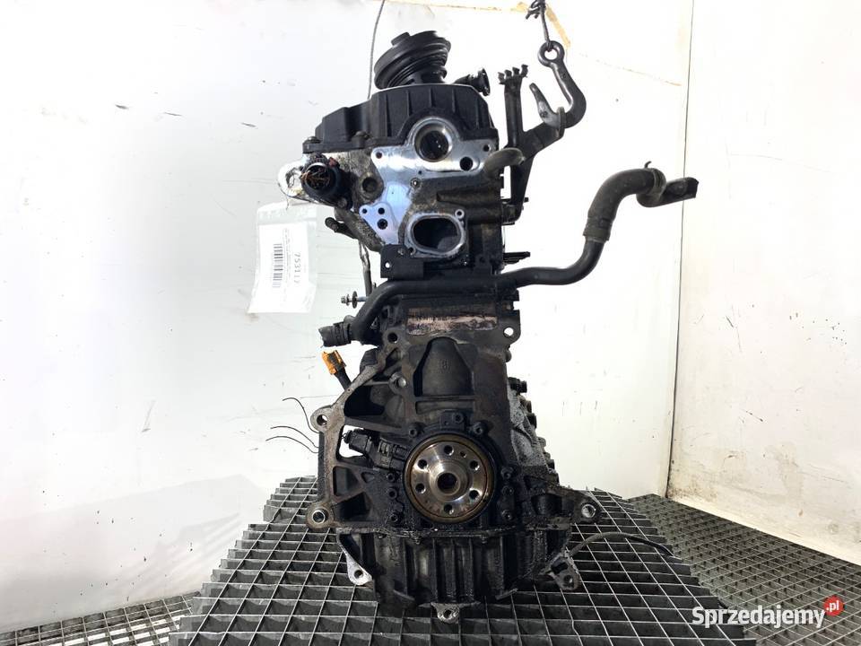 SILNIK VW 19 105 BXE 0310 GOLF V