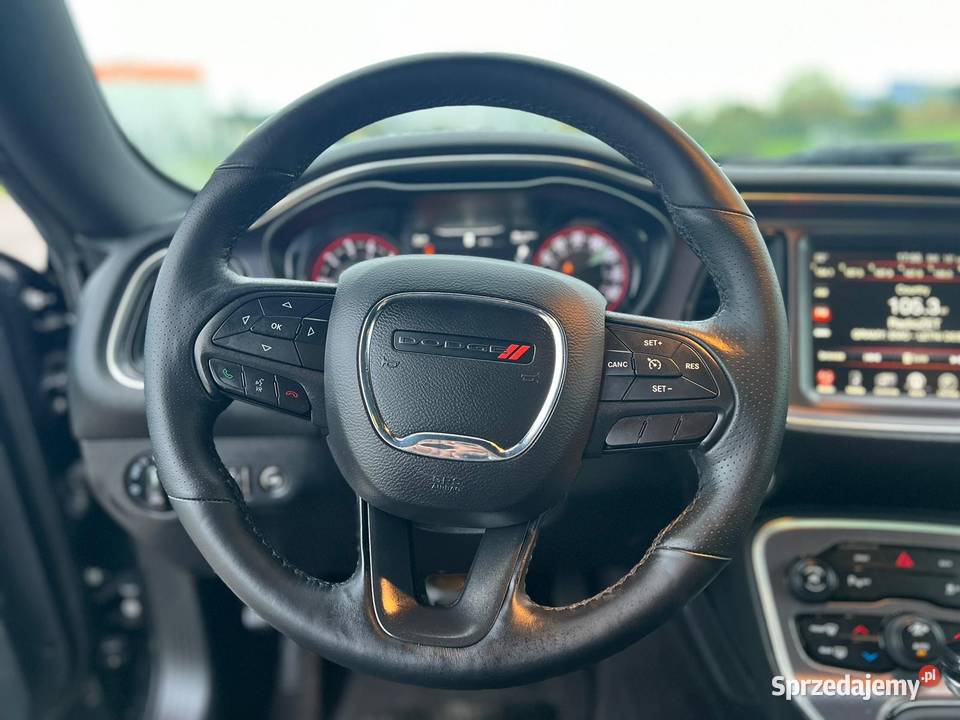 Dodge challenger piękny Sportowy / Coupe Piekoszów
