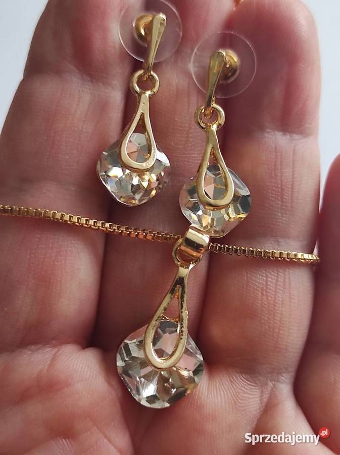 Śliczny komplet kolczyki i wisiorek Kołobrzeg