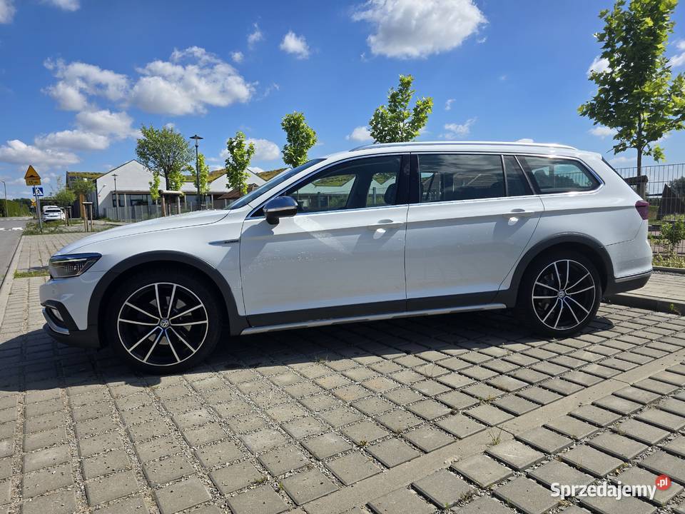 Volkswagen Passat Alltrack 20 TDI 190 Baranów sprzedam