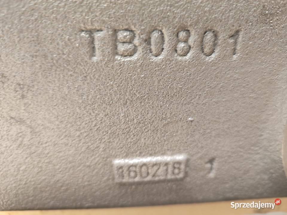 Ramię Tuz TB0802 TB0801 Valtra N123 Wilkowo sprzedam