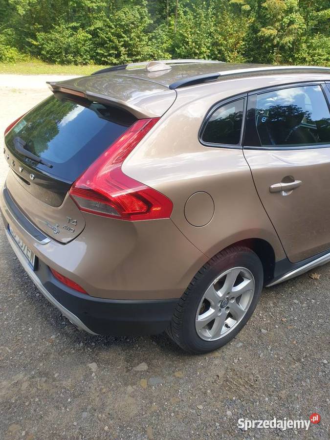 Volvo V40 Cross Country 20 T5 5 cyl 213 Salon Hatchback